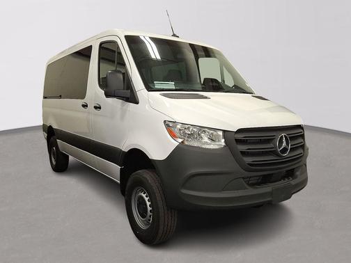 Arctic White 2025 Mercedes-Benz Sprinter 2500 Standard Roof