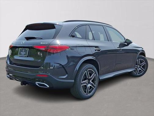 2025 Mercedes-Benz GLC 300 4MATIC