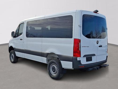 2025 Mercedes-Benz Sprinter 2500 Standard Roof