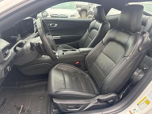 Oxford White 2024 Ford Mustang GT Premium