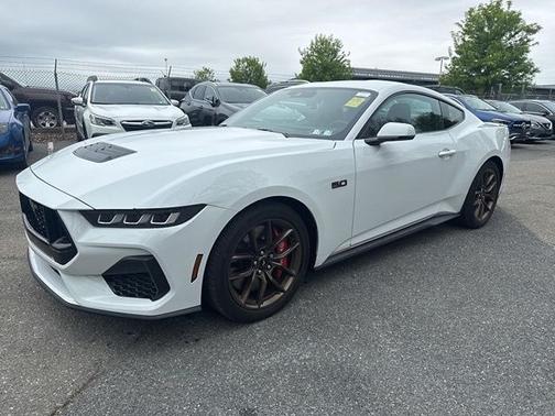 Oxford White 2024 Ford Mustang GT Premium