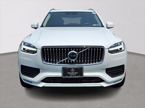 2020 Volvo XC90 T6 Momentum