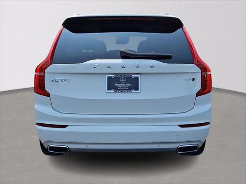 2020 Volvo XC90 T6 Momentum