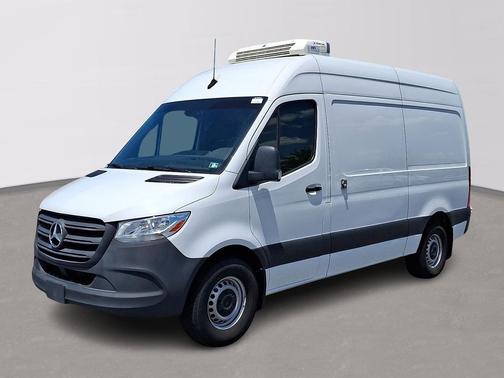 Arctic White - 9147 2023 Mercedes-Benz Sprinter 2500 Standard Roof