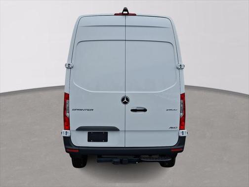 2025 Mercedes-Benz Sprinter 2500 Standard Roof