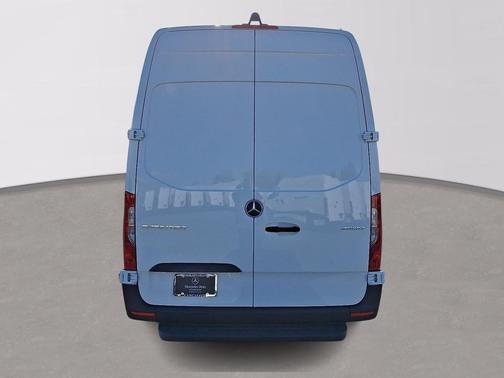 2025 Mercedes-Benz Sprinter 2500 High Roof