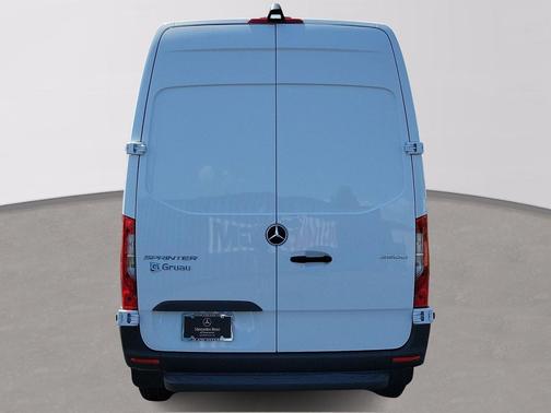 2024 Mercedes-Benz Sprinter 2500 Cargo 144 WB
