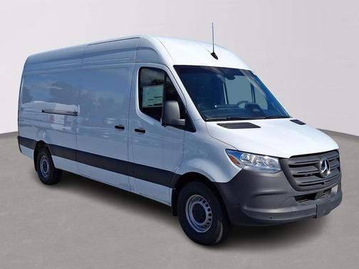 Arctic White - 9147 2026 Mercedes-Benz Sprinter 2500 Cargo 170 WB
