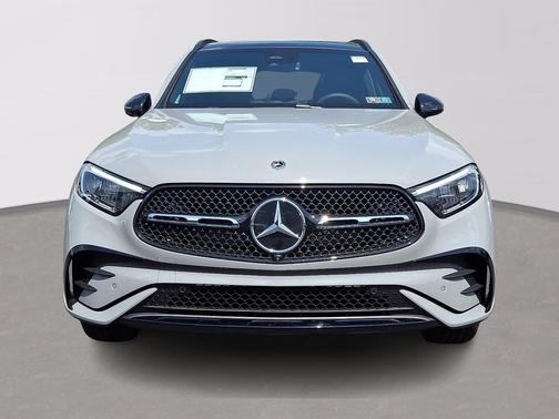 MANUFAKTUR Alpine Grey 2026 Mercedes-Benz GLC 300 4MATIC