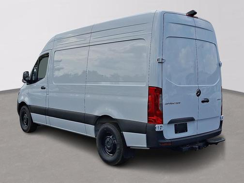 2025 Mercedes-Benz Sprinter 2500 Standard Roof