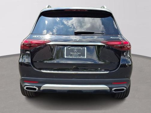 Obsidian Black Metallic 2025 Mercedes-Benz GLE 450e 4MATIC