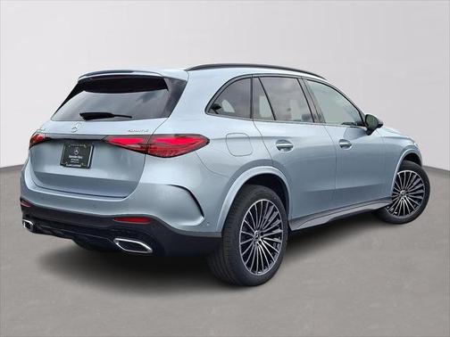 2025 Mercedes-Benz GLC 300 4MATIC