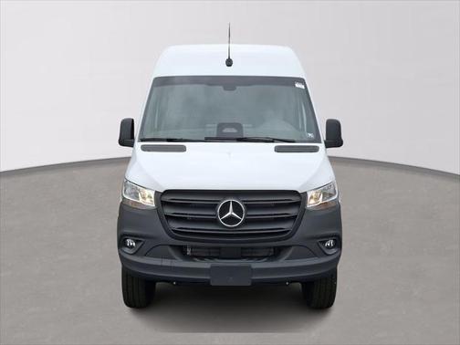 2025 Mercedes-Benz Sprinter 2500 Standard Roof