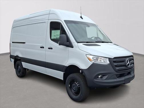 2025 Mercedes-Benz Sprinter 2500 Standard Roof