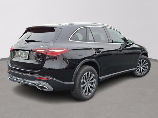 2026 Mercedes-Benz GLC 300 4MATIC