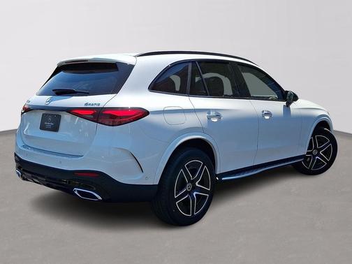 Polar White 2026 Mercedes-Benz GLC 300 4MATIC