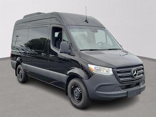 2024 Mercedes-Benz Sprinter 2500 Standard Roof