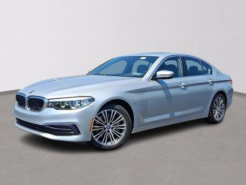 Glacier Silver Metallic 2019 BMW 530e xDrive iPerformance