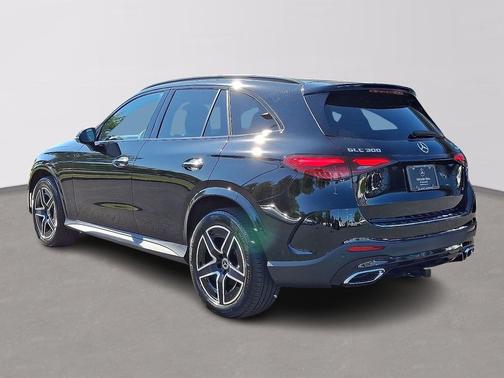 2025 Mercedes-Benz GLC 300 4MATIC