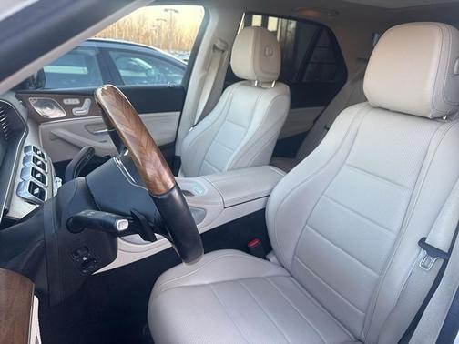 2022 Mercedes-Benz GLE 450 4MATIC