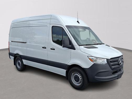 2025 Mercedes-Benz Sprinter 2500 Standard Roof