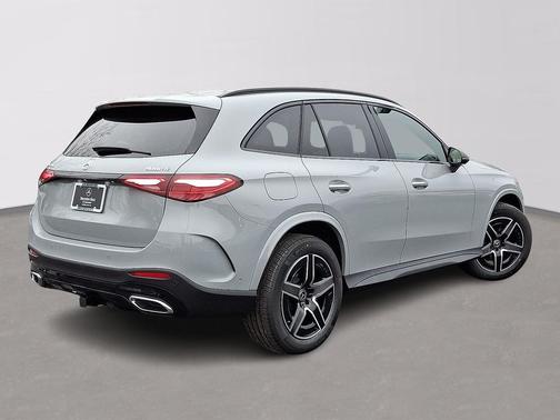 2026 Mercedes-Benz GLC 300 4MATIC