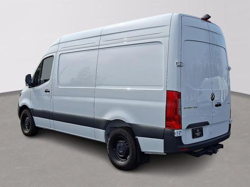 2024 Mercedes-Benz Sprinter 2500 Standard Roof
