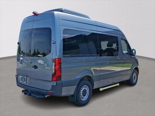 2024 Mercedes-Benz Sprinter 2500 Standard Roof