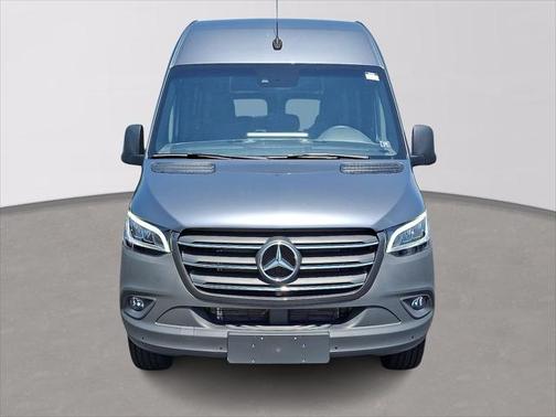 2024 Mercedes-Benz Sprinter 2500 Standard Roof