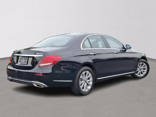 2018 Mercedes-Benz E-Class 4MATIC
