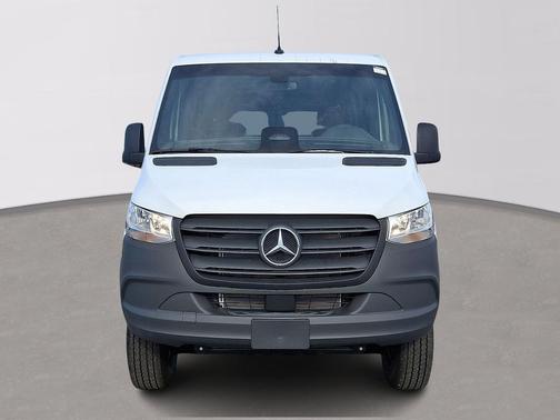 2025 Mercedes-Benz Sprinter 2500 Standard Roof