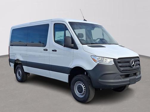 2025 Mercedes-Benz Sprinter 2500 Standard Roof