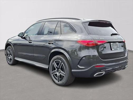 2025 Mercedes-Benz GLC 300 4MATIC