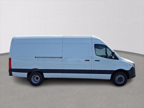 2025 Mercedes-Benz Sprinter 3500XD High Roof