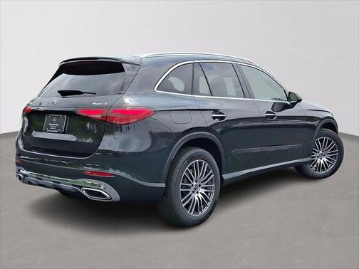 2025 Mercedes-Benz GLC 300 4MATIC