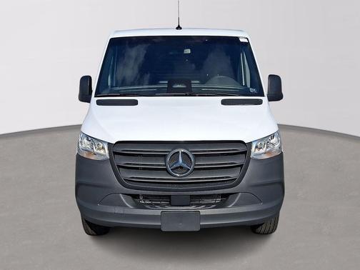2026 Mercedes-Benz Sprinter 2500 Cargo 144 WB