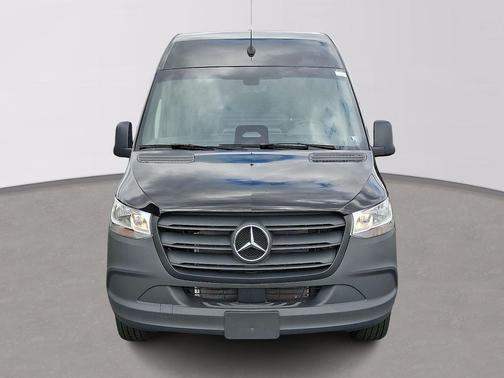 2025 Mercedes-Benz Sprinter 2500 Standard Roof