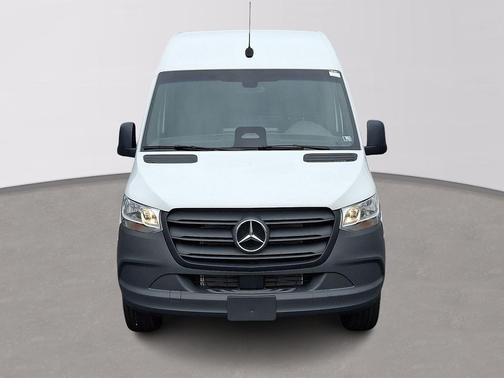 2025 Mercedes-Benz Sprinter 2500 Standard Roof