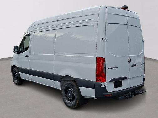 2025 Mercedes-Benz Sprinter 2500 Standard Roof