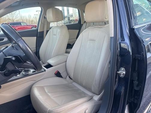 2017 Audi A4 2.0T Premium Plus