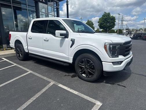 Oxford White 2022 Ford F-150 Lariat