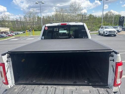 Oxford White 2022 Ford F-150 Lariat