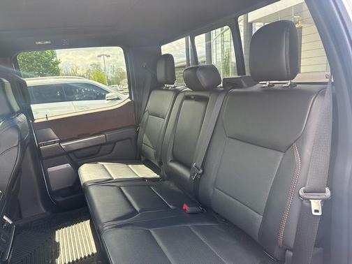 Oxford White 2022 Ford F-150 Lariat