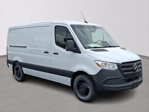 2025 Mercedes-Benz Sprinter 2500 Standard Roof