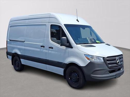 2025 Mercedes-Benz Sprinter 2500 Standard Roof