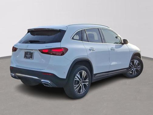 2026 Mercedes-Benz GLA 250 4MATIC