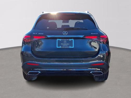 2026 Mercedes-Benz GLC 300 4MATIC