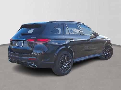 2026 Mercedes-Benz GLC 300 4MATIC