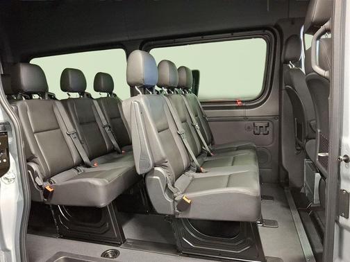 2025 Mercedes-Benz Sprinter 2500 Passenger 144 WB
