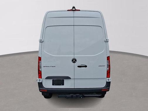2025 Mercedes-Benz Sprinter 2500 Standard Roof